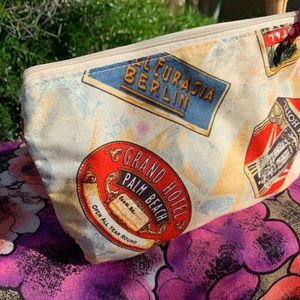 ✨NWOT Vintage Style Estée Lauder Cosmetic Bag✨